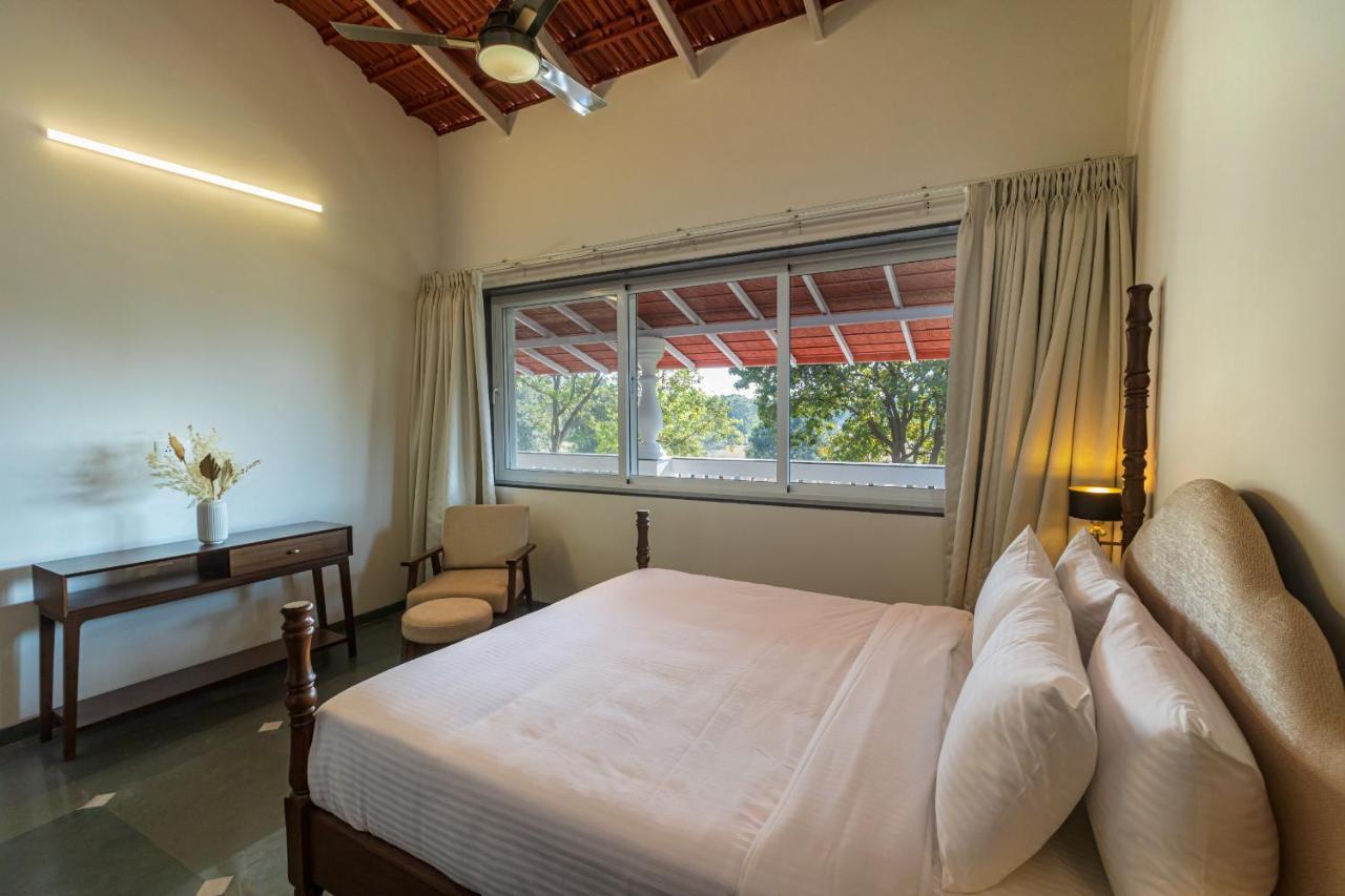 Saffronstays Mariposa By The River Montana, Karjat Exterior photo